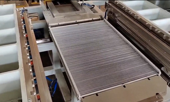 0.8Mpa Air Pressure Requirements and Adjustable Running Speed for Semi-automatic Radiator Core Builder Machine