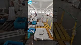 ? En direct dans l'usine ? Traitement des refroidisseurs d'huile à plaques et ailettes en action. #produitsd'usine #machine #radiateur